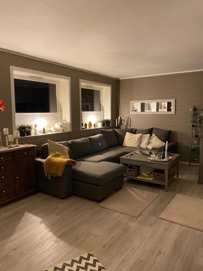 Lyngen, Mackay Appartment, Lyngen Lyngseidet Εξωτερικό φωτογραφία