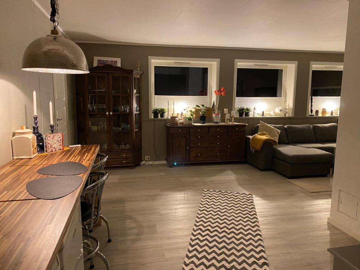 Lyngen, Mackay Appartment, Lyngen Lyngseidet Εξωτερικό φωτογραφία