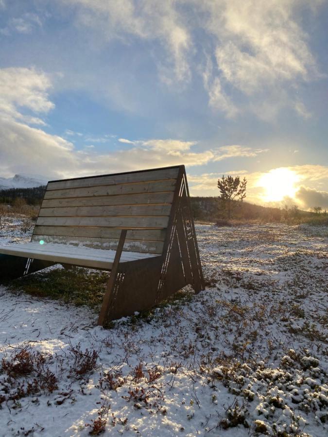 Lyngen, Mackay Appartment, Lyngen Lyngseidet Εξωτερικό φωτογραφία